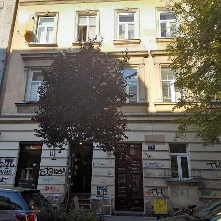 Baza Wypadowa Krakow Kazimierz Apartamento Exterior foto